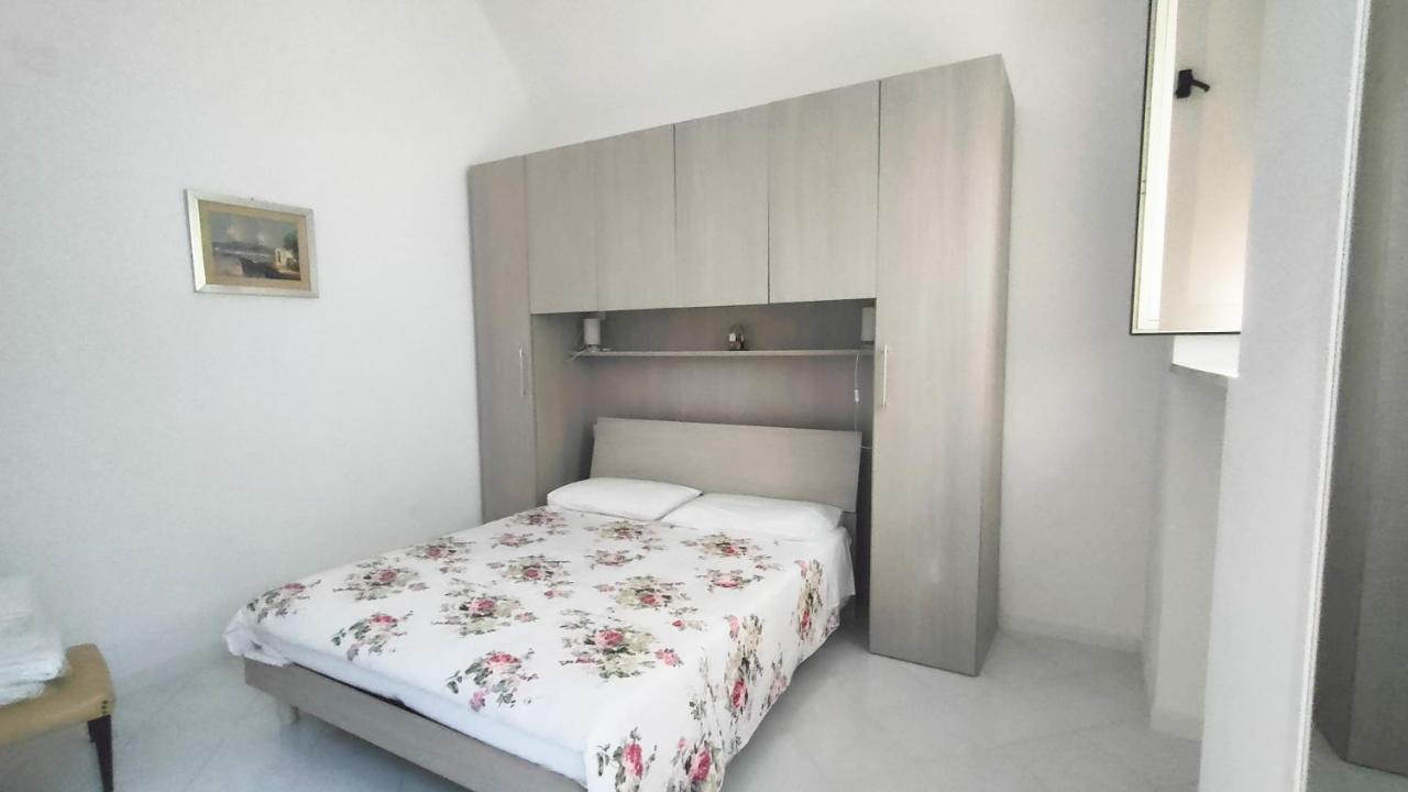 Casa Vacanza "Nonna Matilde" A Meta Di Sorrento, 600Mt Dal Mare, Casa Per 4 Extérieur photo